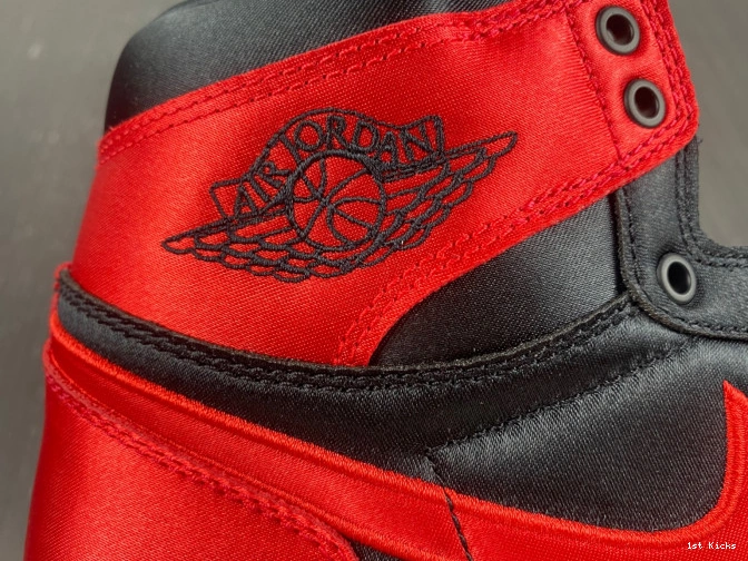 FD4810-061 1 Satin High Jordan WMNS Bred OG Air 0520
